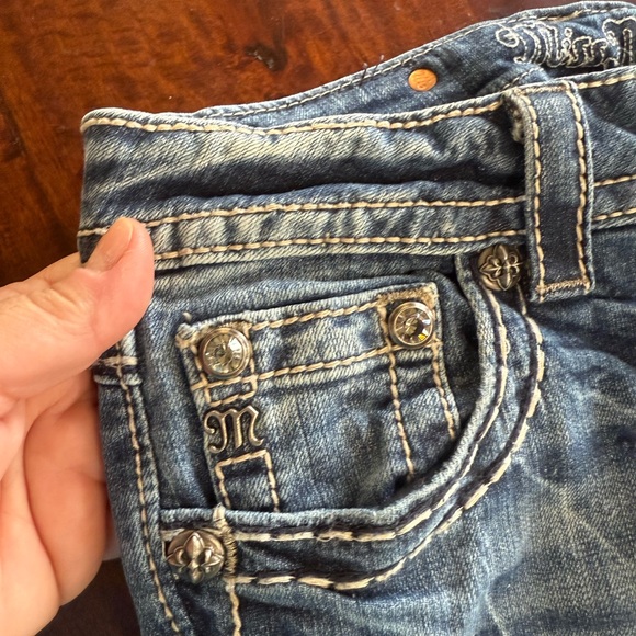 Miss Me size 26 Classic Blue Women's Jeans - Picture 2 of 6